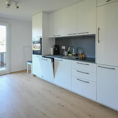 Mit Balkon Nahe Interlaken & Adelboden *