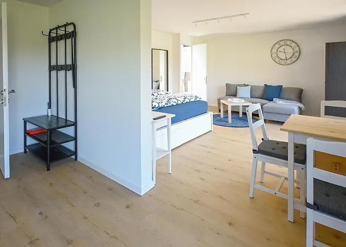 Mit Balkon Nahe Interlaken & Adelboden *