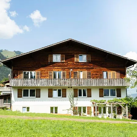 Mit Balkon Nahe Interlaken & Adelboden Apartament